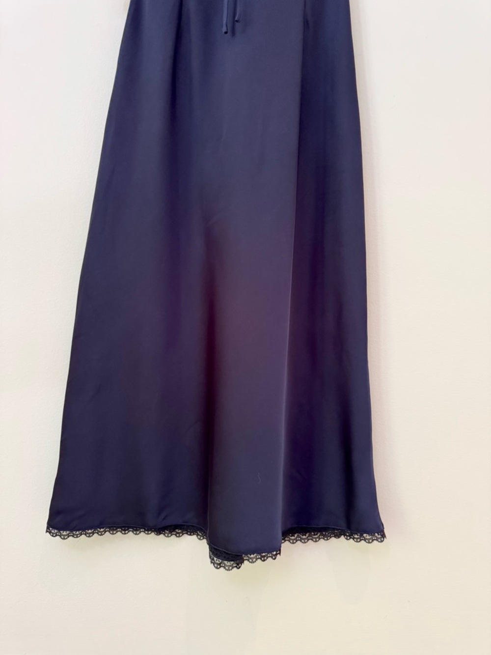 NWT bohme Wrenna Satin Maxi Dress Navy Lace-Trim Maxi Dress, Size M - Picture 14 of 15